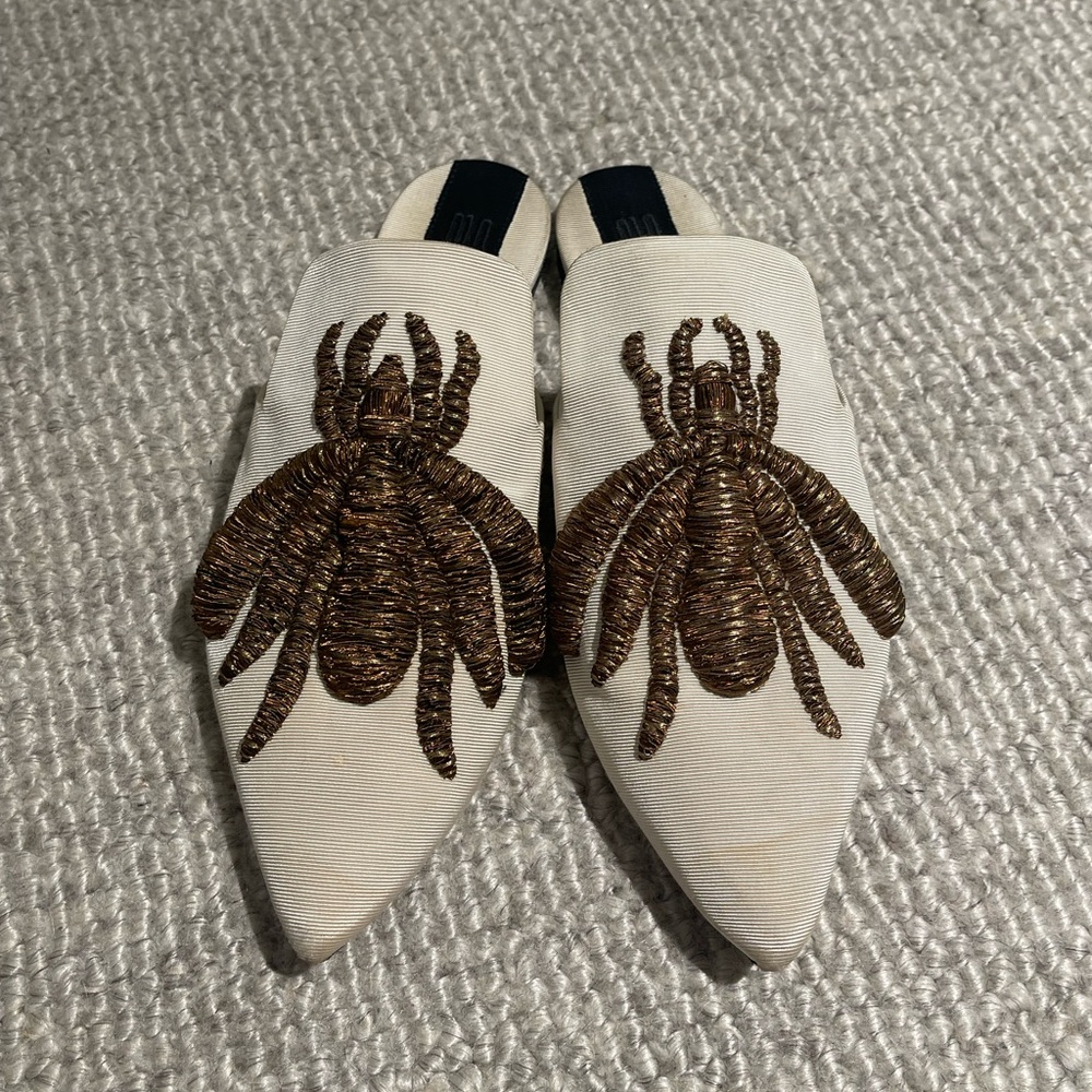 Sanayi 313 Cream and Metallic Embroidered Mules